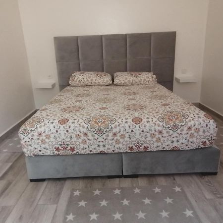 Appartement Pour Famille As-Sawíra Exteriér fotografie